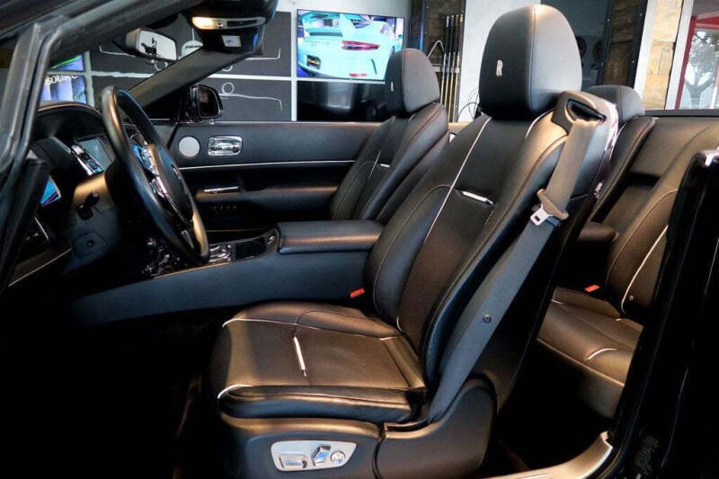 2017 Rolls-Royce Dawn