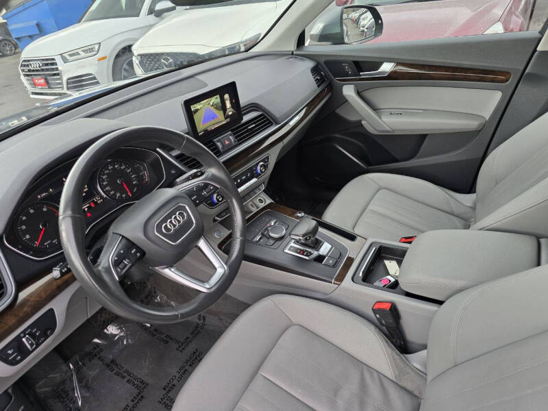 2019 Audi Q5 quattro Premium 45 TFSI