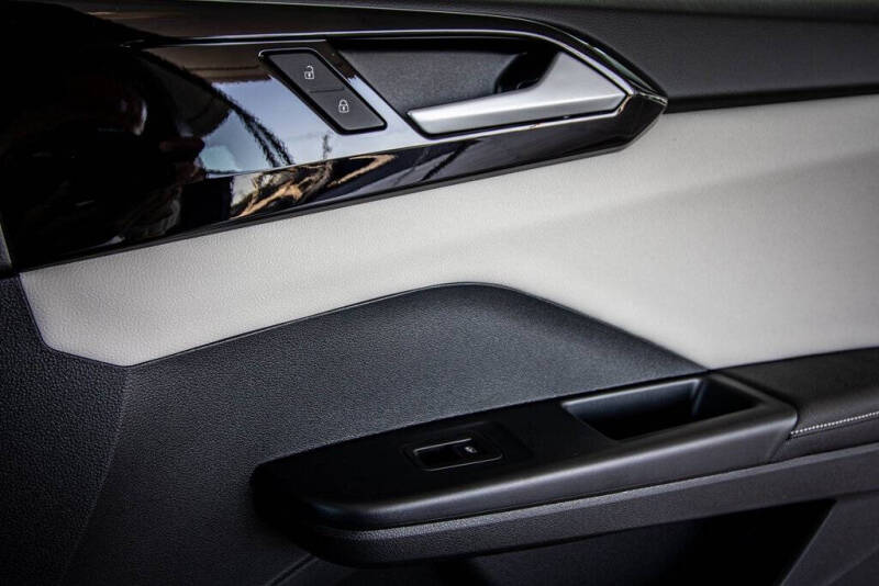 2026 Volkswagen Taos S