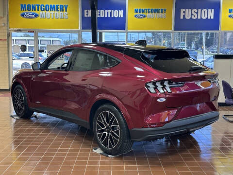 2025 Ford Mustang Mach-E Premium