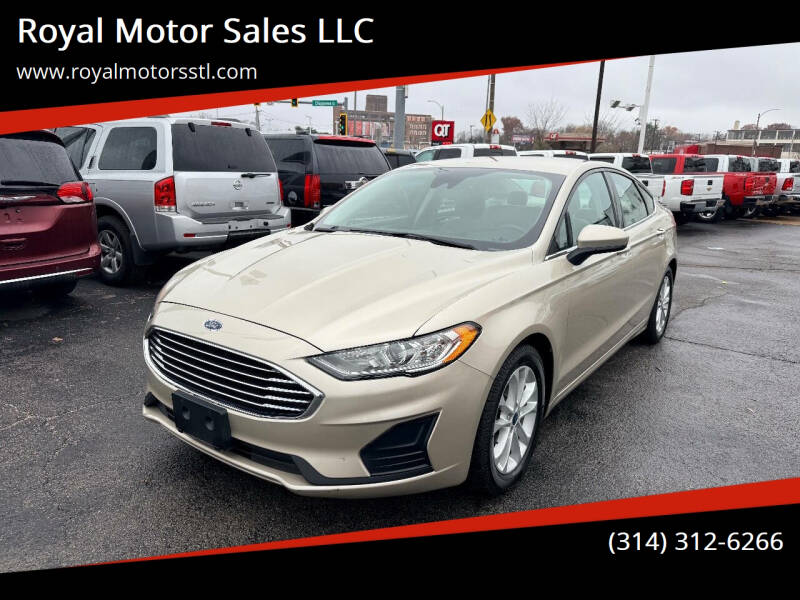 2019 Ford Fusion SE's photo