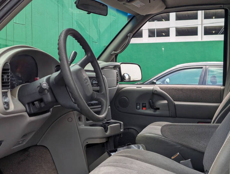 2000 Chevrolet Astro