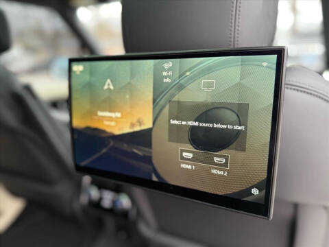 2023 Land Rover Range Rover P530 SE LWB