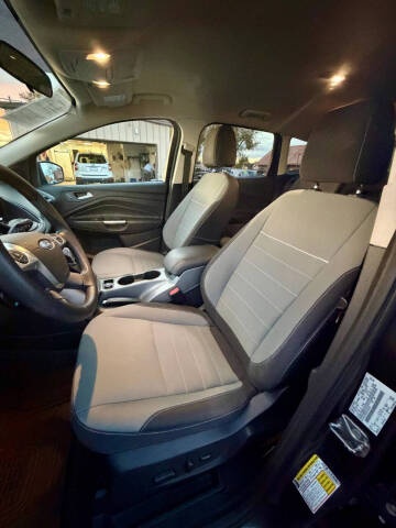 2015 Ford Escape SE