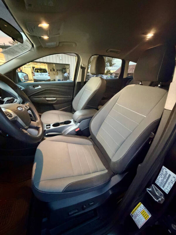 2015 Ford Escape SE