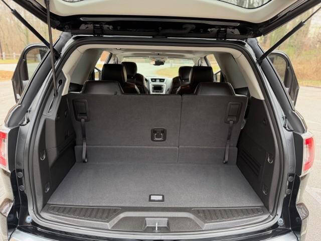 2016 GMC Acadia SLT-1