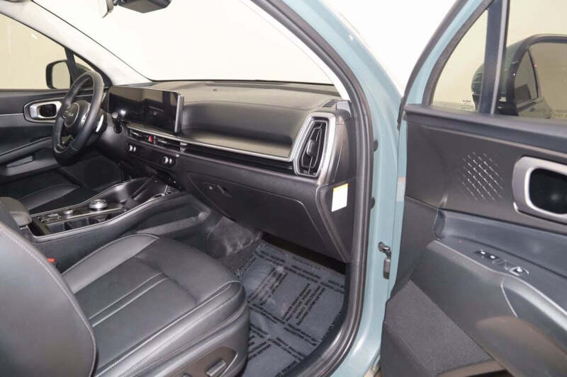 2025 Kia Sorento Hybrid EX