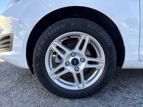 2017 Ford Fiesta SE