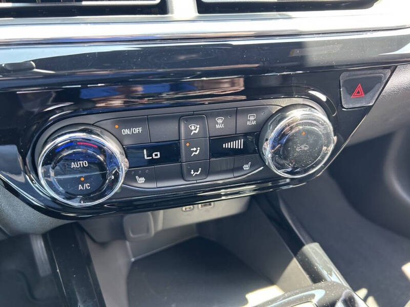 2025 Chevrolet Trax RS