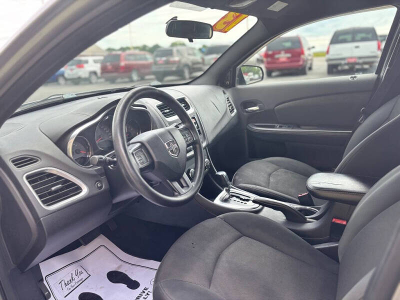 2013 Dodge Avenger SE