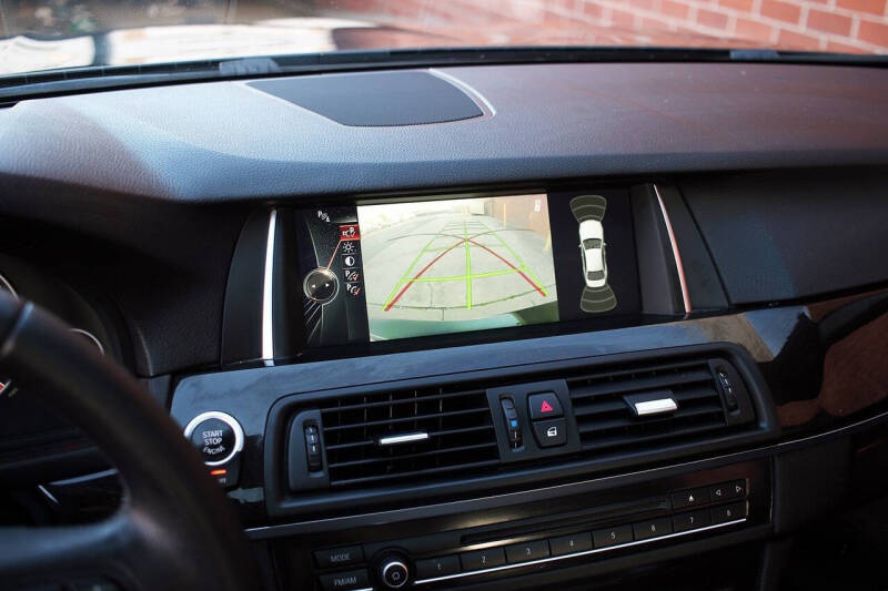 2014 BMW 5 Series 528i