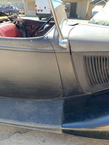 1933 Ford Roadster