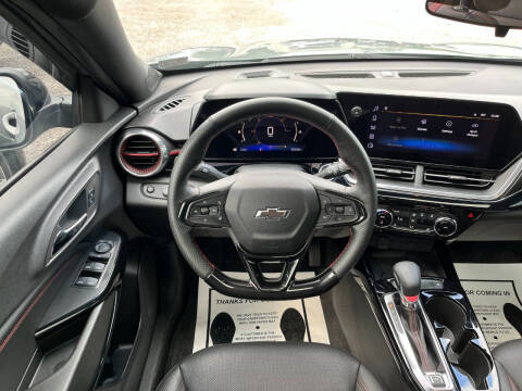 2025 Chevrolet Trax RS