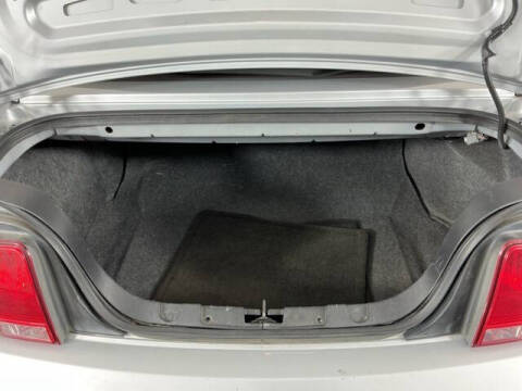 2007 Ford Mustang V6 Deluxe