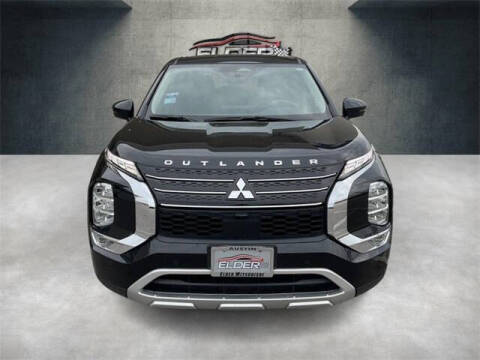 2023 Mitsubishi Outlander SE