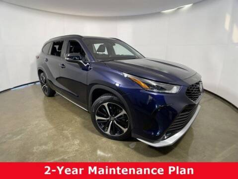 2021 Toyota Highlander for sale at Smart Budget Cars in Madison WI