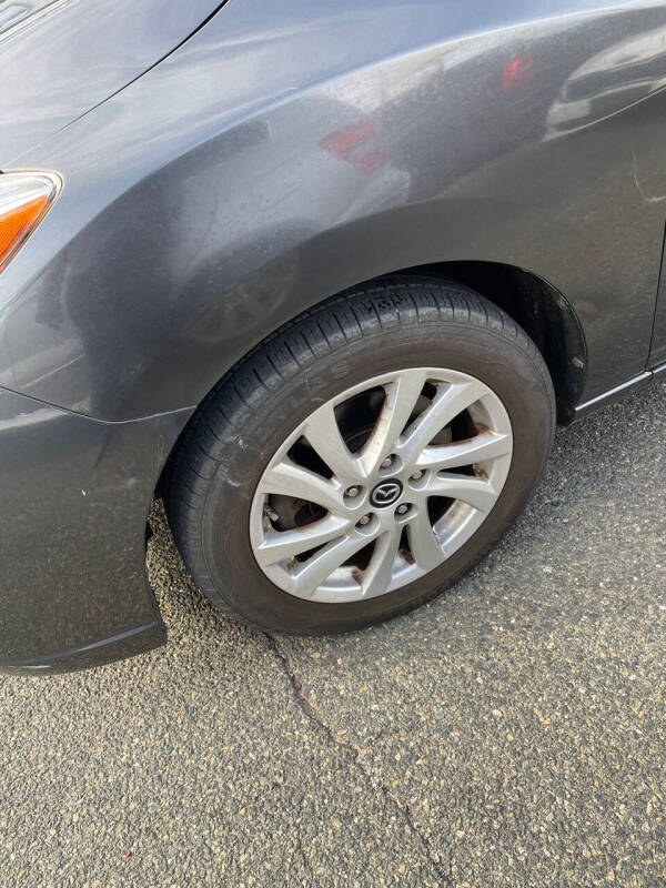 2015 Mazda MAZDA5 Sport