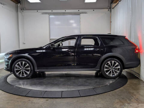 2024 Volvo V90 Cross Country B6 Plus