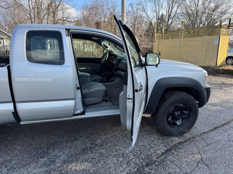 2010 Toyota Tacoma Base photo 4