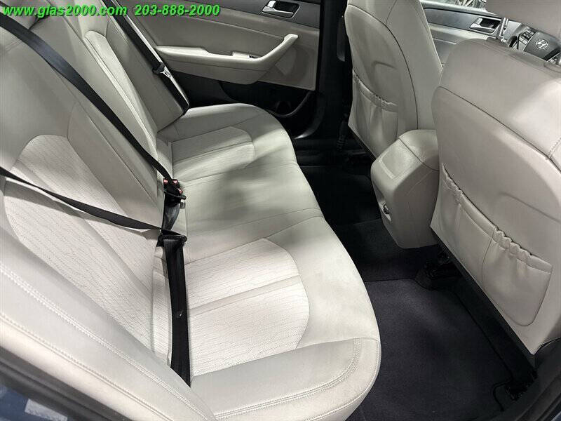 2016 Hyundai Sonata Hybrid SE