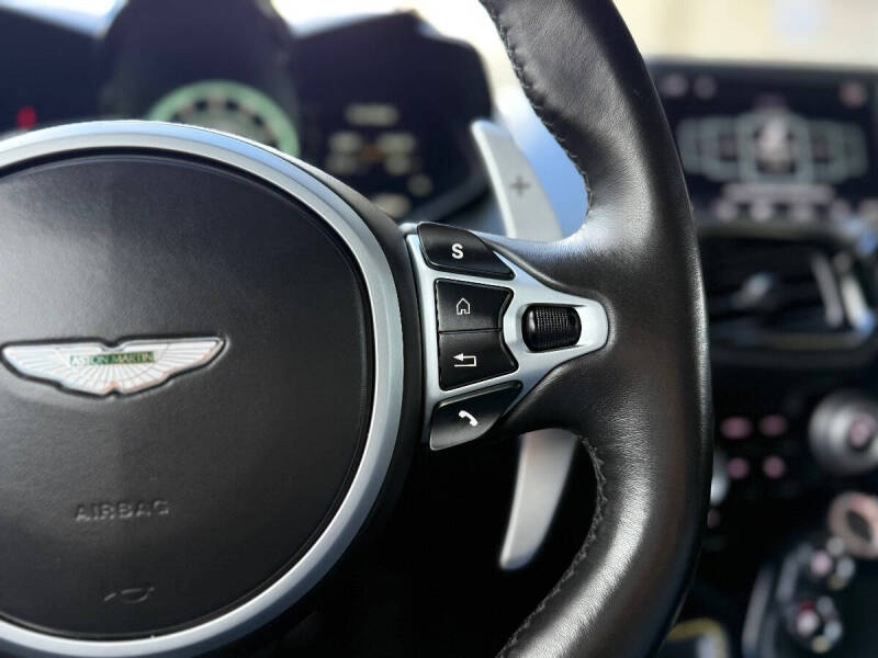 2020 Aston Martin Vantage