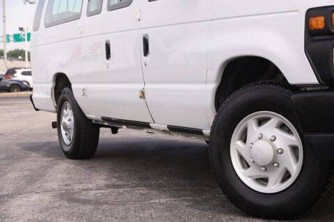 2008 Ford E-Series E-350 SD XLT