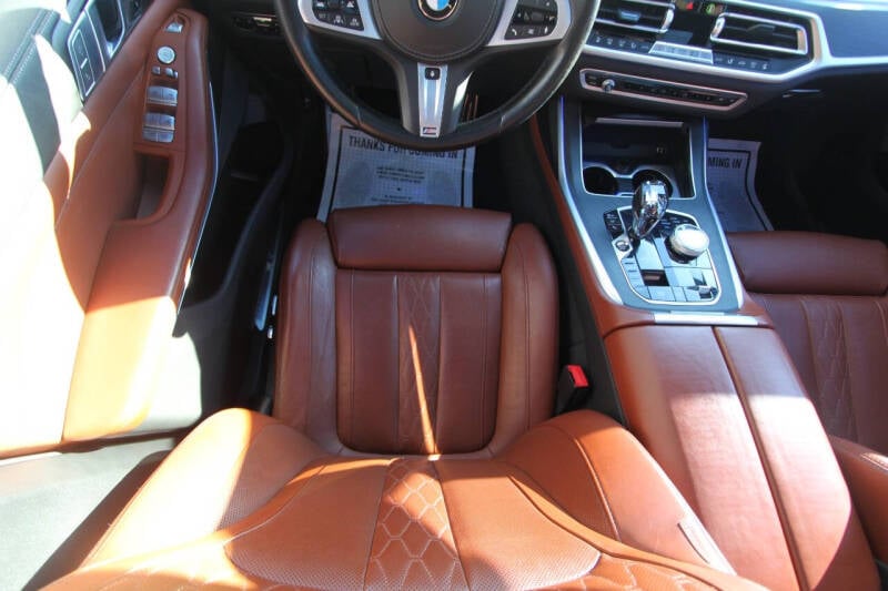 2022 BMW X7 40i photo 11