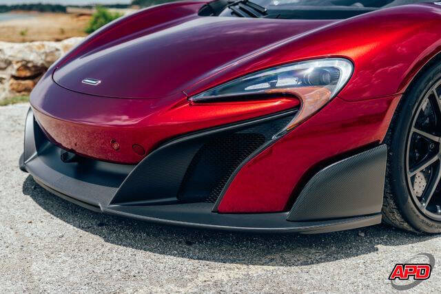 2016 McLaren 675LT