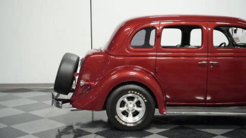 1935 Ford Tudor