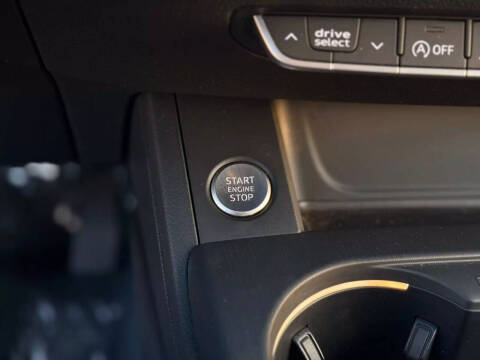 2017 Audi A4 2.0T quattro Premium