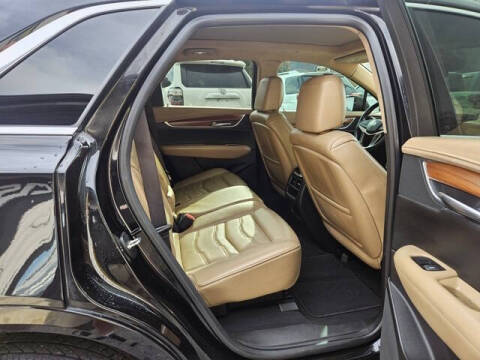 2017 Cadillac XT5 Platinum