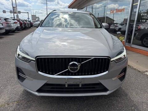 2022 Volvo XC60 B5 Momentum