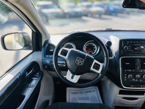 2017 Dodge Grand Caravan SE