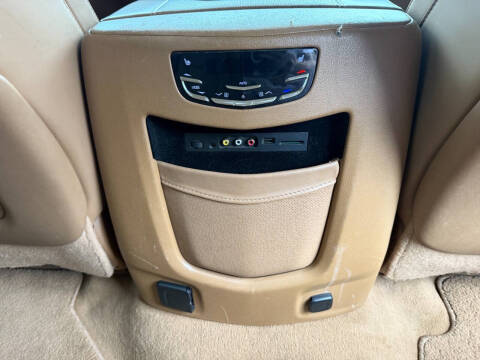 2016 Cadillac Escalade ESV Platinum