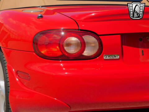 2002 Mazda MX-5 Miata LS