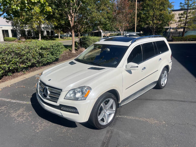 2011 Mercedes-Benz GL-Class GL 550 4MATIC