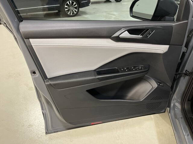 2023 Volkswagen Taos SEL 4Motion