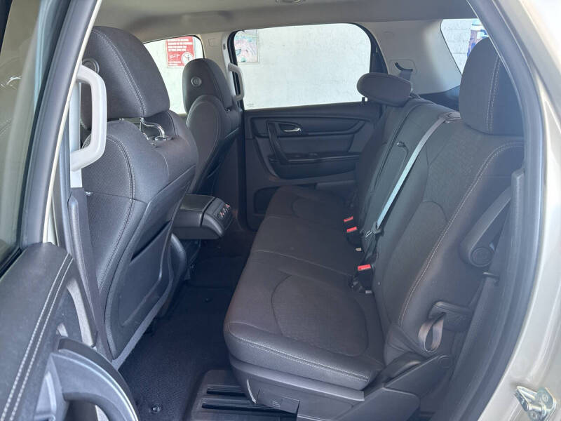 2015 GMC Acadia SLE-1