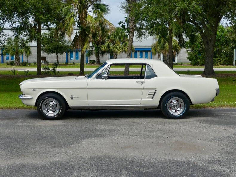 1966 Ford Mustang
