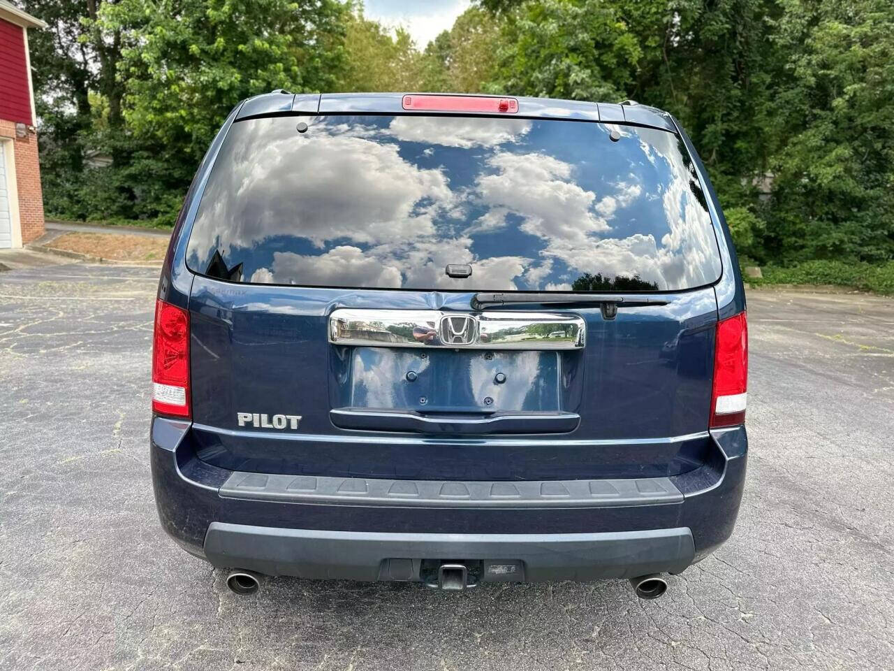 2011 Honda Pilot for sale at Bingo Auto Sales LLC in Atlanta , GA