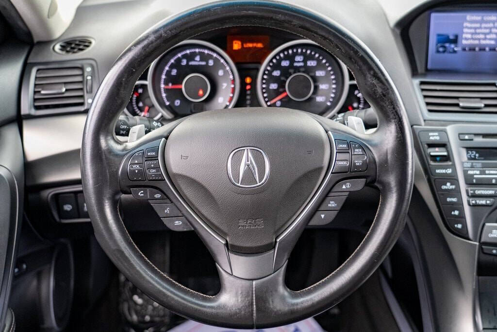 2013 Acura TL for sale at Auto Destination in Puyallup, WA