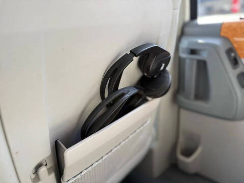 2008 Chrysler Town and Country Limited