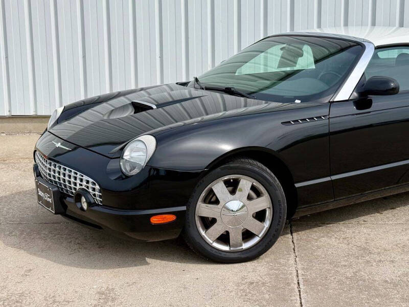 2002 Ford Thunderbird Deluxe