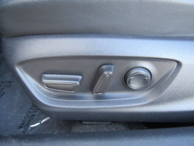 2023 Toyota Camry SE Nightshade