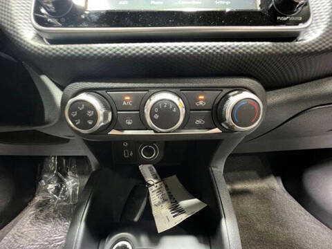 2025 Nissan Kicks Play S