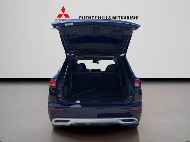 2022 Mitsubishi Outlander SE