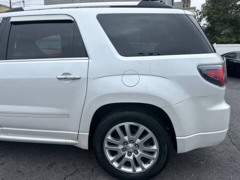2016 GMC Acadia Denali