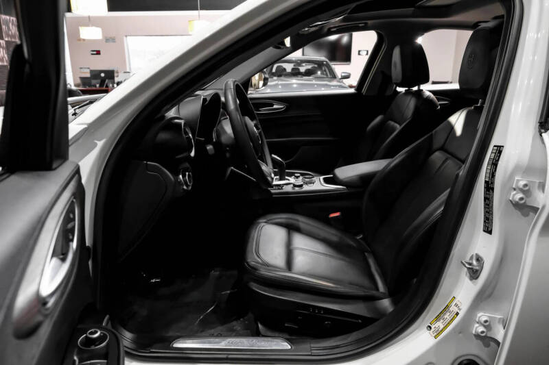 2021 Alfa Romeo Giulia