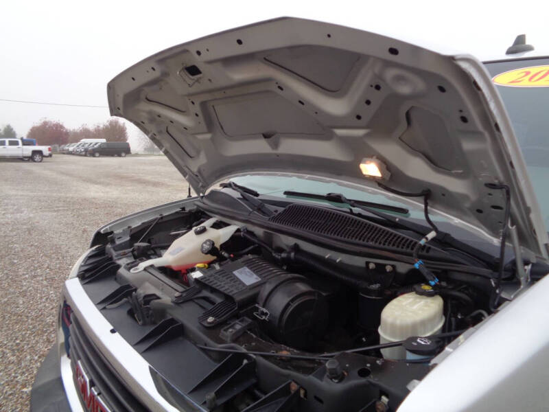 2017 GMC Savana LT 3500