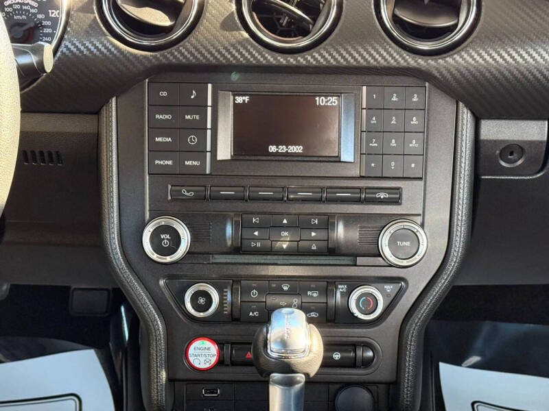 2015 Ford Mustang V6